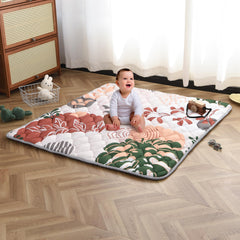 TADO MUSLIN thick padding enhances comfort during play sessions.