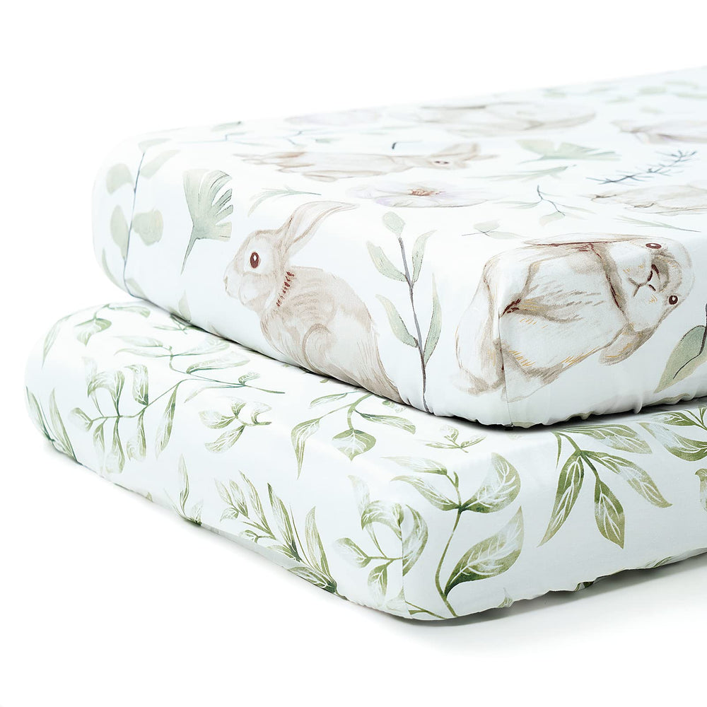 TCBunny rabbit-pattern crib sheet offers a cozy surface for baby sleep.