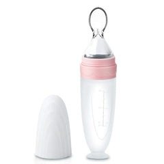 Termichy baby food dispensing spoon setup showing an assembled feeding system for easy self-feeding.