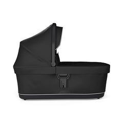 Removable perforated mattress in Thule bassinet for easy washing