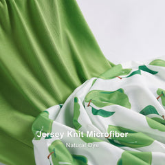 Elastic bottom keeps the TILLYOU cover securely in place.
