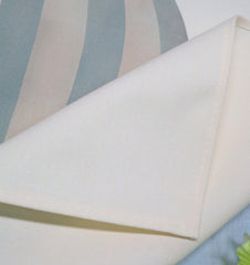 Topthink banner sign hanging with eyelets for quick nursery decorating