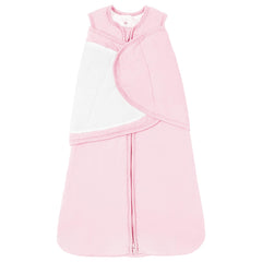 TOTBASIC baby swaddle in blush as a wearable sleep sack for secure, comfy sleep
