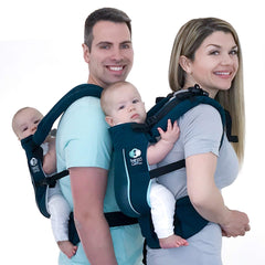 TwinGo Air Model with two independent carriers for versatile wearing.