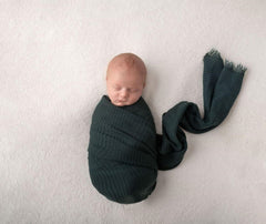 Twinkle Nest dark green wrap close-up highlighting soft waffle knit texture