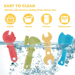 TYRY.HU teether spanner in bright colors stimulates visual development.