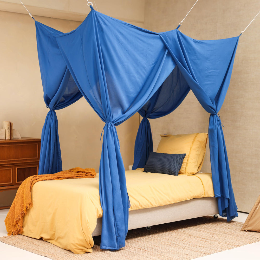 UB-STORE blue bed canopy on a single bed, showing soft, breathable fabric for restful nights.