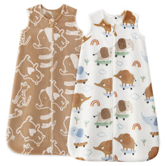 Unnivoll fleece sleep sack closeup shows soft texture for gentle skin contact