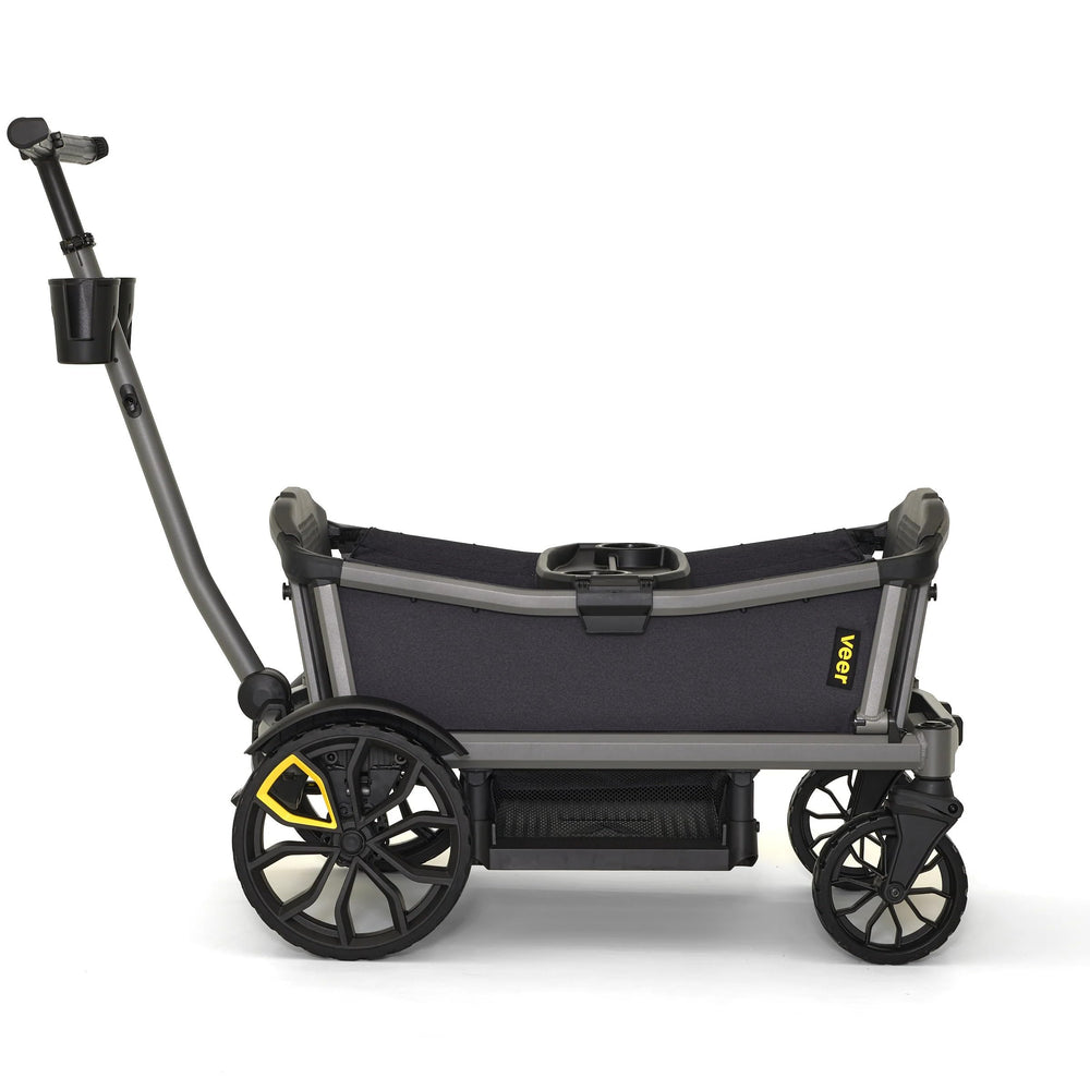 Veer Cruiser City XL side seating shows four-seat setup for family city outings.