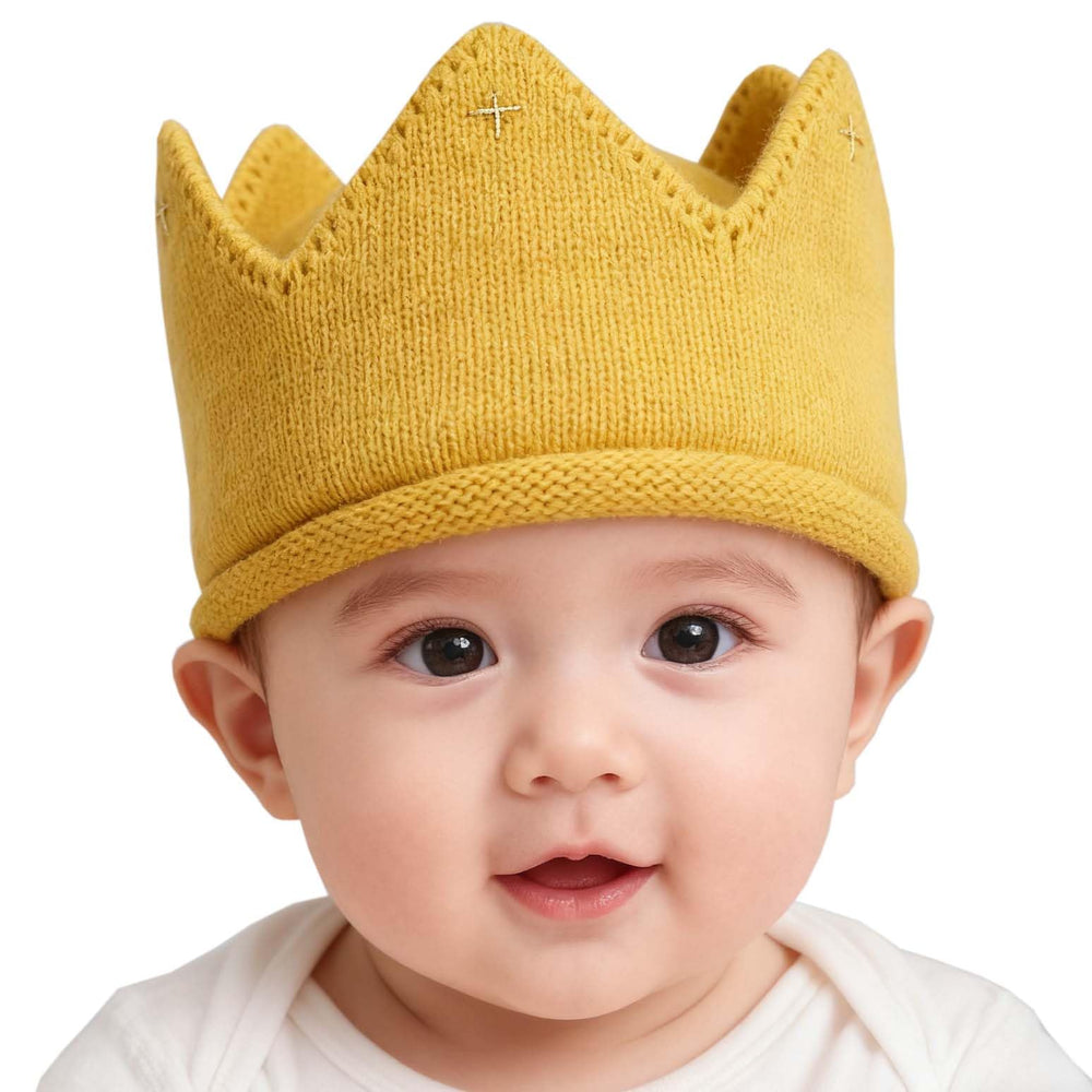 VEICOSTT knit crown headband in yellow, soft and non-slip for baby photo moments.