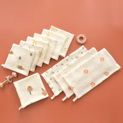 VIVANA washcloths with fern pattern for neutral nursery style