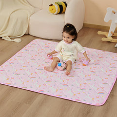 Viviland Baby Play Mat shows a wide space for safe crawling and imaginative play.