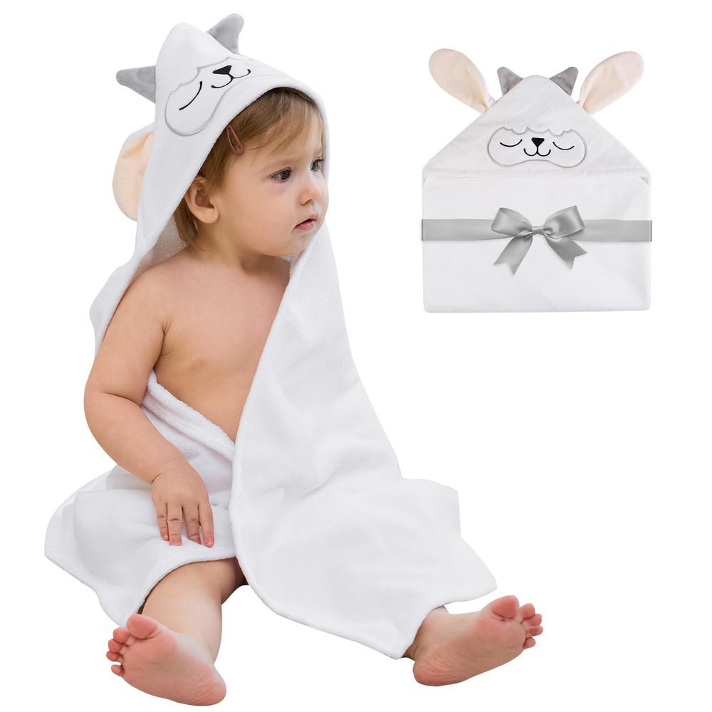 Viviland hooded baby towel in soft cotton; gentle post-bath warmth for newborns.