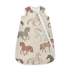vvfelixl Walking Horse sleeping bag fabric texture shows soft, breathable cotton for gentle baby comfort.