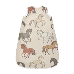 vvfelixl Walking Horse sleeping bag two-way zipper enables easy dressing and diaper changes.