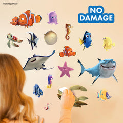 Wall Palz Finding Nemo Mr. Ray decal for learning-friendly sea vibes