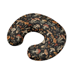 Wanzuoeng dogs-pattern slipcover adds playful charm while protecting your pillow from stains.