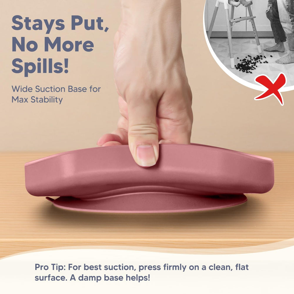 WiLLBEttER suction bowl with divider helps serve different foods neatly.