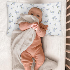 Wimist envelope-closure toddler pillowcase demonstrates secure fit.
