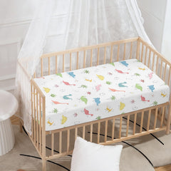 Winpema elastic edge fitted crib sheet provides a secure, snug fit.