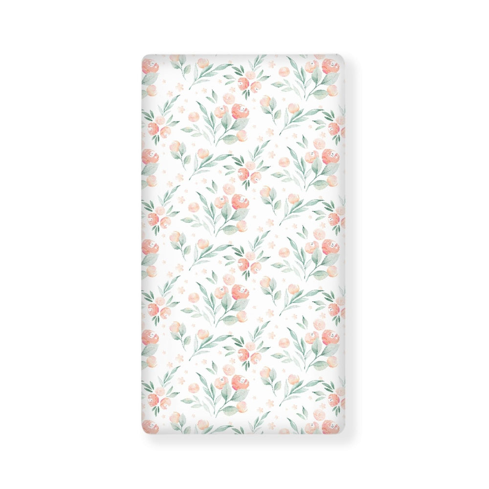 Winpema floral crib sheet in pink with a snug elastic edge.