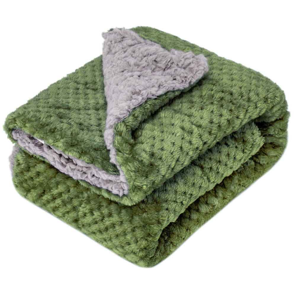 Wonder Miracle fuzzy sherpa blanket olive green – plush warmth for baby snuggles