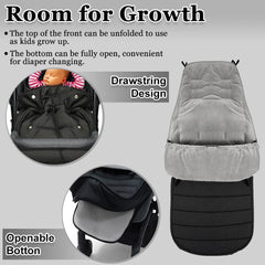 XIFAMNIY footmuff employs quadruple zipper for easy access.