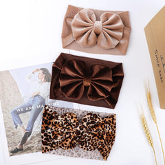 YanJie handmade headband with knot detail for a clean finish