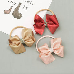 Yheahin elastic nylon headband close-up showing gentle stretch for secure wear