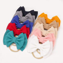 Yheahin baby photoshoot headband helps capture adorable moments with soft styling