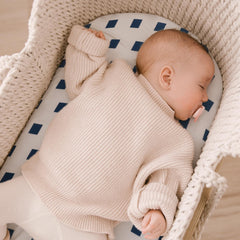 Yoofoss bassinet sheets use ultra-soft microfiber safe for sensitive skin.