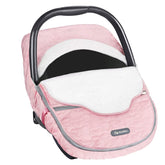 Yoofoss winter car seat cover on baby provides wind protection during outings.