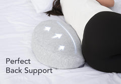 Breathable removable cover keeps Yunari pillow fresh and easy to clean.