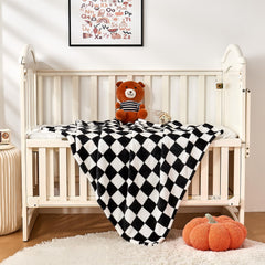 Yurhap checkered baby blanket used for a cozy cuddle moment