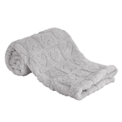 Yurhap fleece baby blanket with heart checkered pattern provides warm comfort.