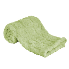 Yurhap heart-checkered blanket in green for cozy baby styling and warmth