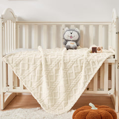 Yurhap Sherpa fleece baby blanket offers all-season warmth and comfort