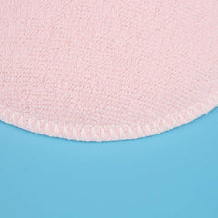 Zerodis 3D cup-fit nursing pads hugging the breast curve.