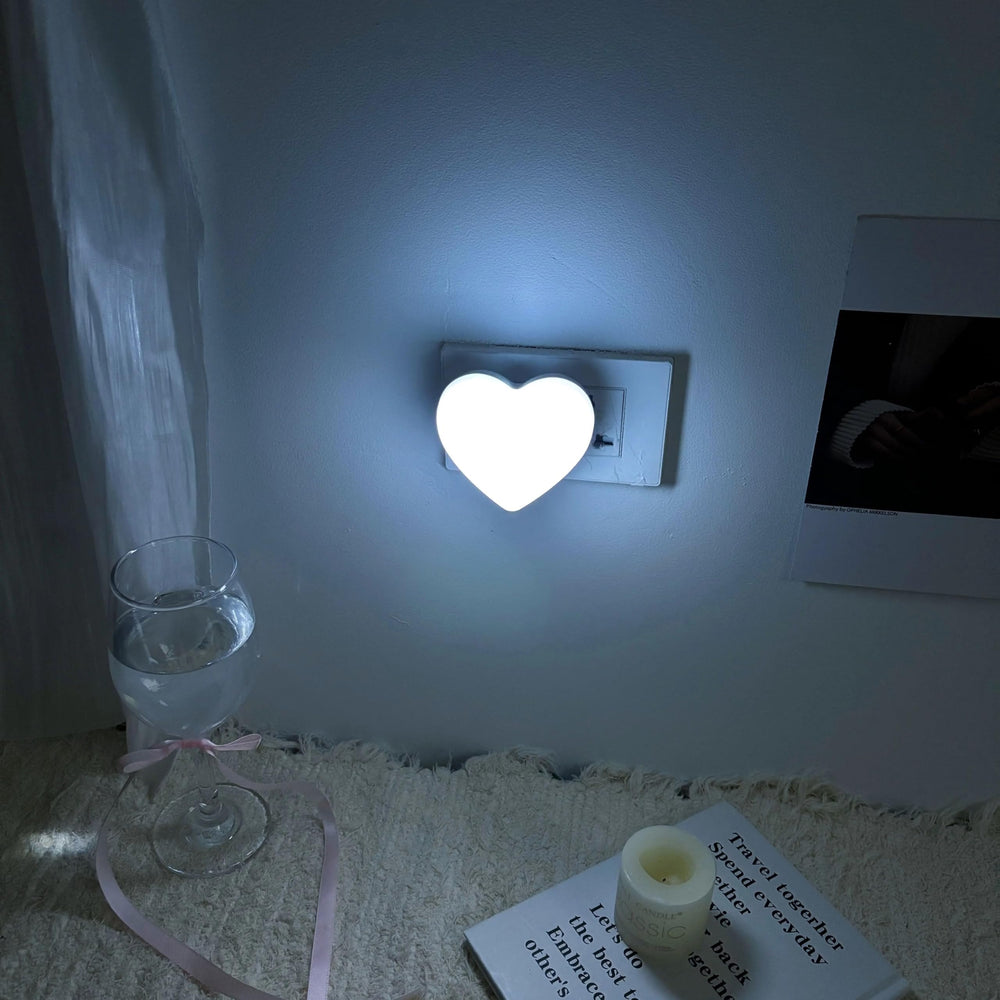 ZEZHOU heart night light front view provides a soft, kid-friendly glow.
