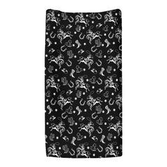ZoUbqchY cowboy boots and hat print changing pad cover adds themed decoration and visual interest.