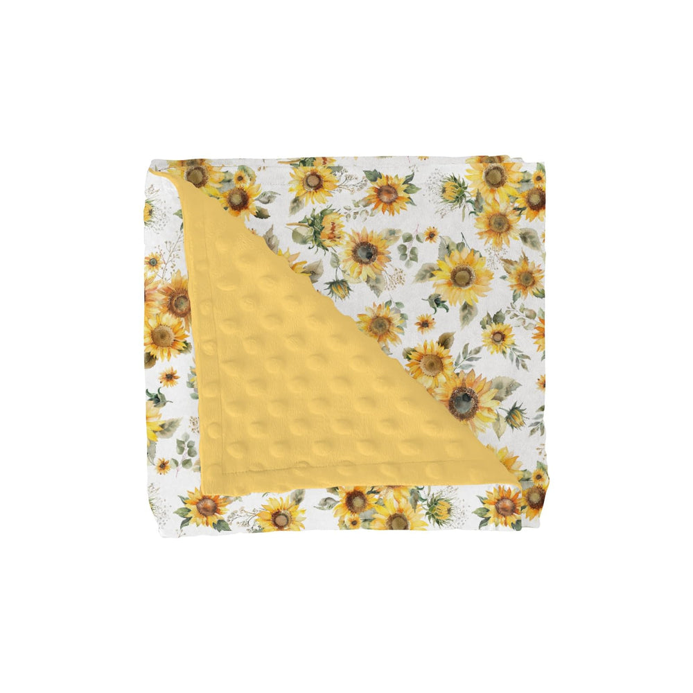 ZoUbqchY yellow sunflower blanket front view, plush double-layer warmth for newborns.