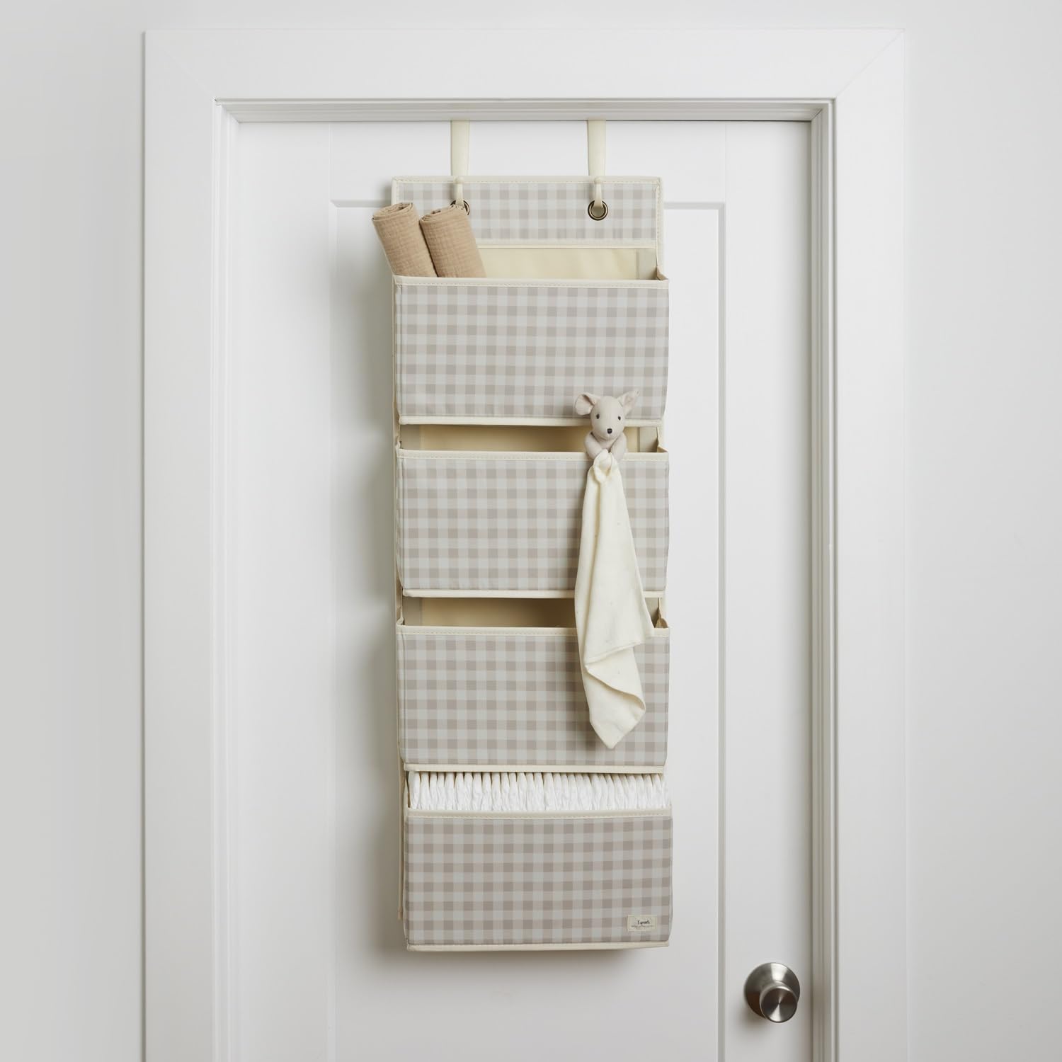 3 Sprouts easy-clean nursery organizer with wipeable surface.