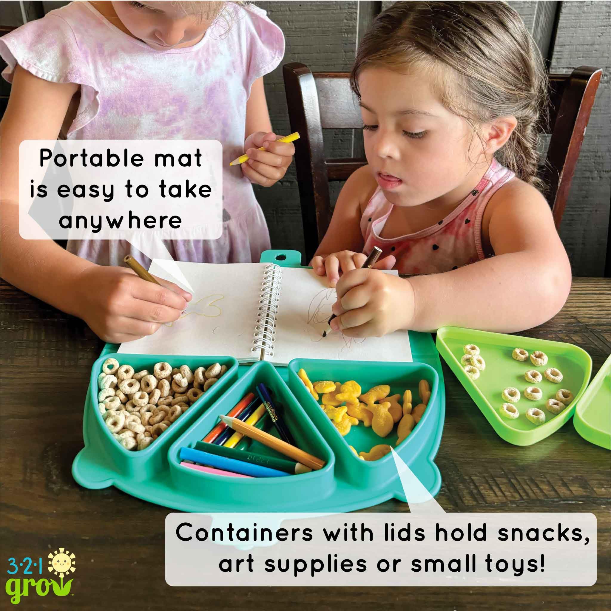 321 Grow snack mat in restaurant setting for mess-free snacking