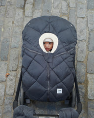 7AM Enfant Cocoon breathable lining keeps baby comfortable during outings