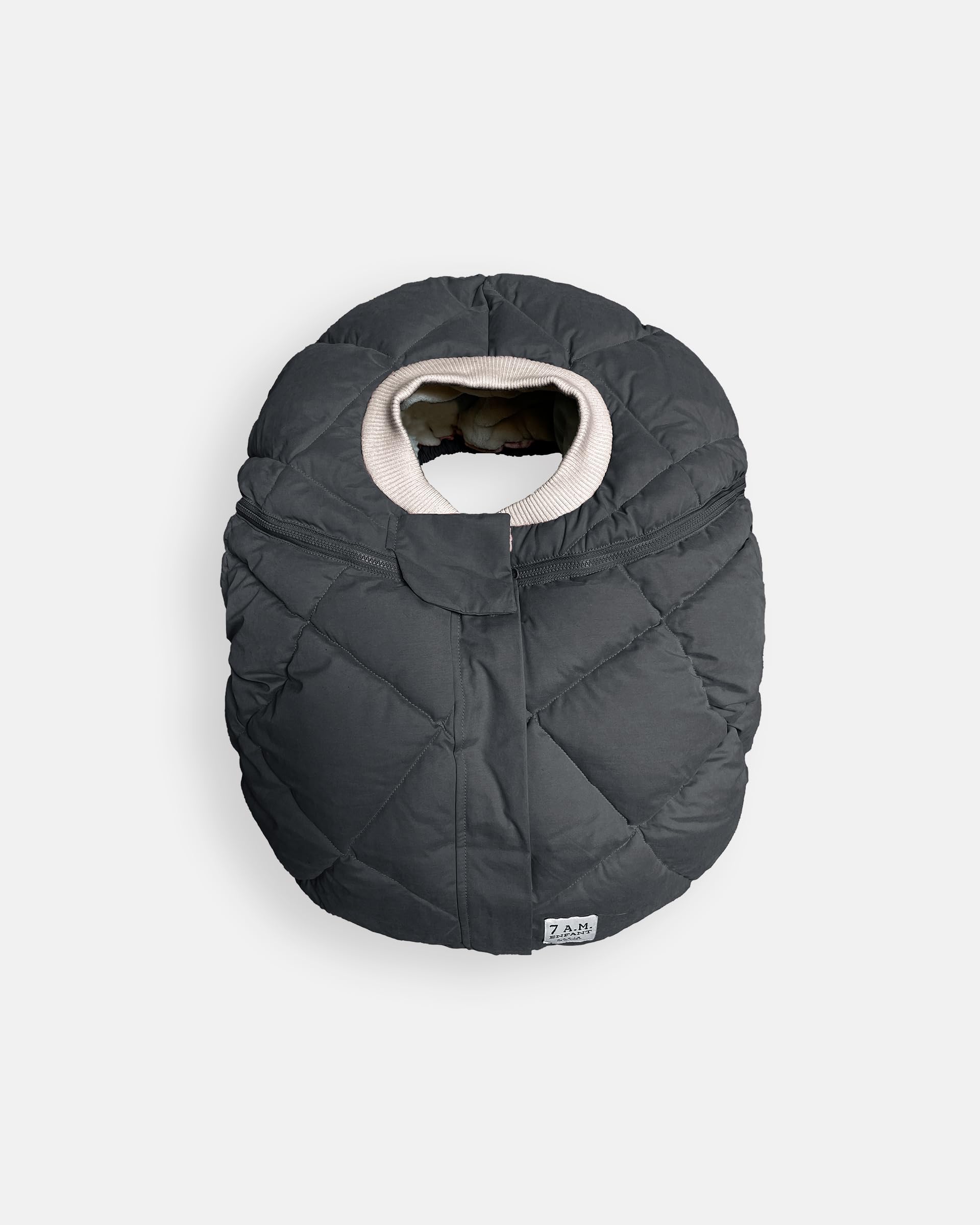 7AM Enfant Cocoon universal fit simplifies switching between vehicles