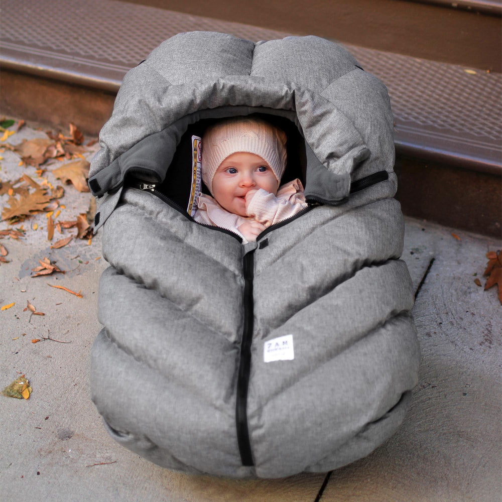 7 A.M. Cocoon cover with side zipper offers quick access while staying weather protected.