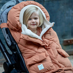7AM Enfant stroller blanket 212 shows an ergonomic hood for cozy warmth.