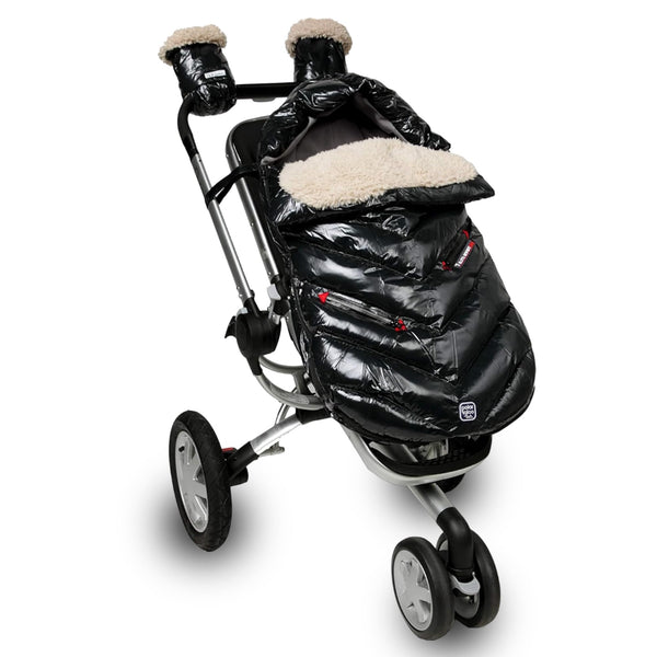 7 A.M. Polar Igloo footmuff in stroller setup, keeps baby warm during winter outings.