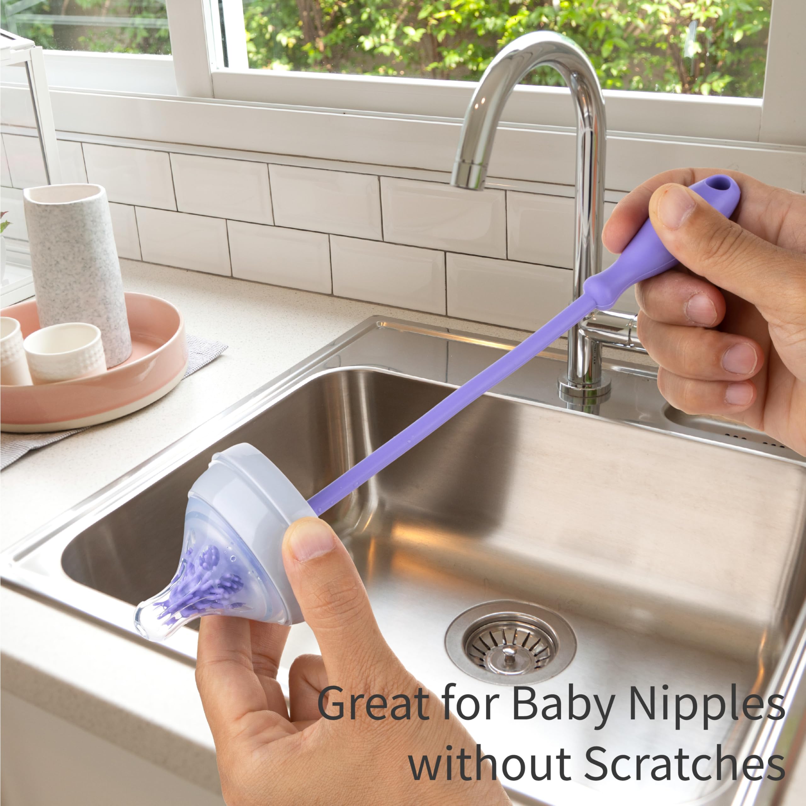 A2S Protection BPA-free silicone brush for safe cleaning.