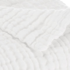 Aablexema muslin blanket honeycomb embossing highlights quick moisture absorption.